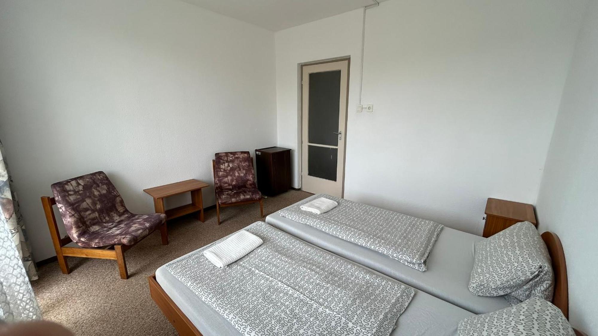 Aranypart Hostel Siofok Luaran gambar