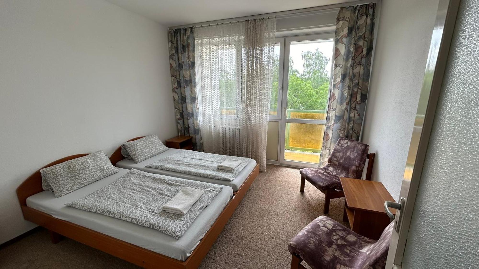 Aranypart Hostel Siofok Luaran gambar